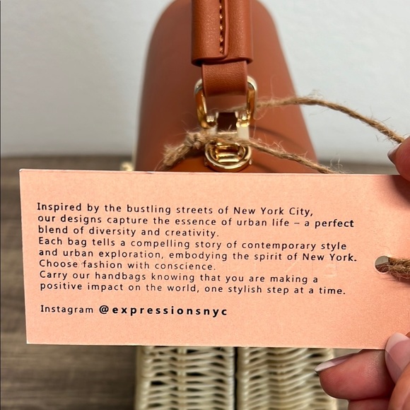 🔥LAST ONE🔥 E|N Expressions | Vegan Wicker Handbag w/Crossbody✨ - Picture 8 of 13